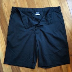 Men’s Nike golf shorts